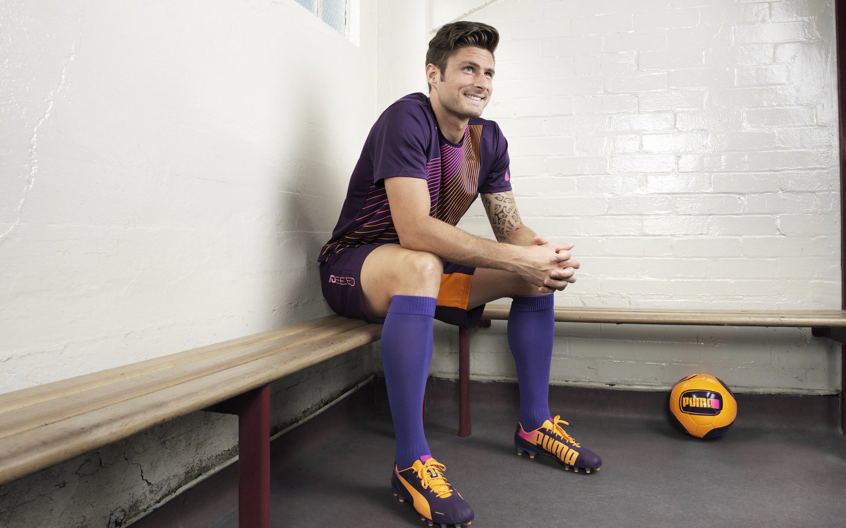 九游app下载中心-莱谢恩·卡萨斯赛后分享备赛心得，萨拉·莱恩